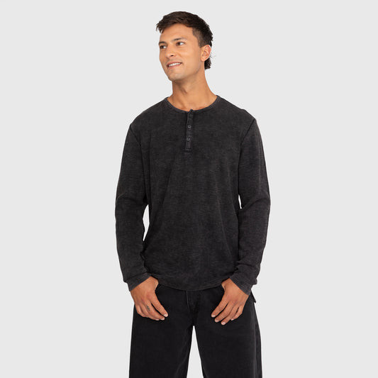 POLERA HENLEY WAFFLE  MANGA LARGA